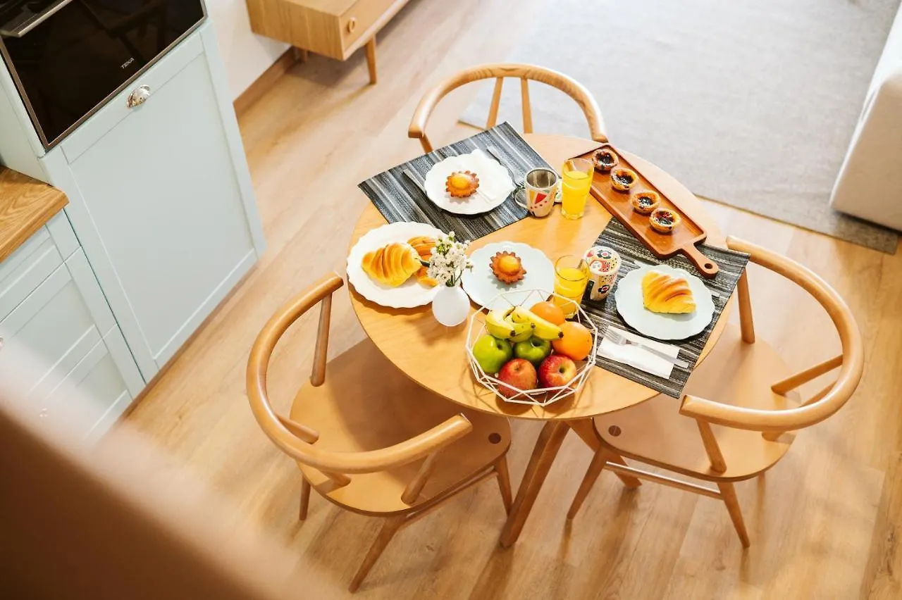 Casa Das Andorinhas - 1 Bedroom Apartment Sleeps 4 카메라데로보스