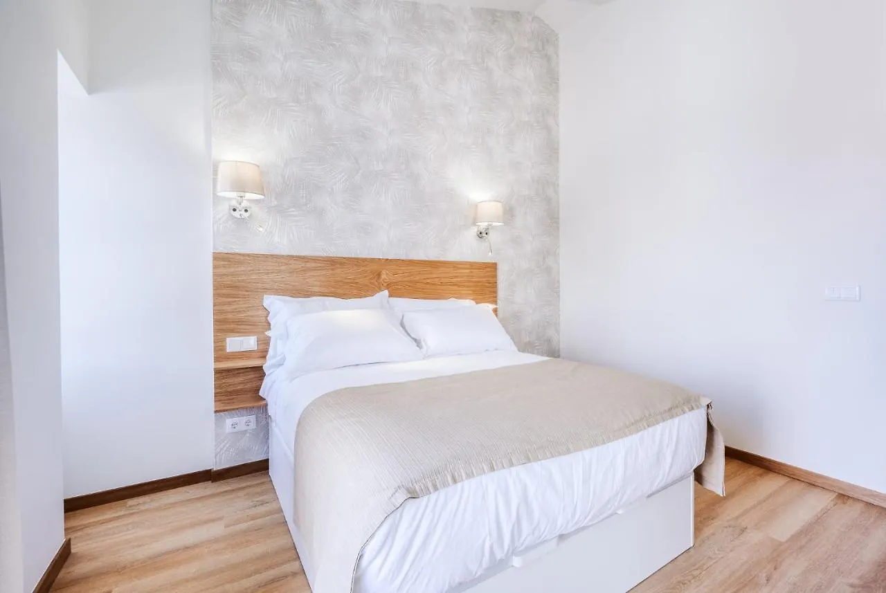 Casa Das Andorinhas - 1 Bedroom Apartment Sleeps 4 카메라데로보스 포르투갈